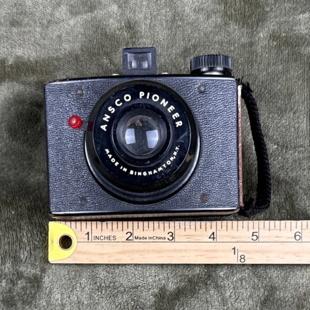 Vintage Ansco Pioneer 620 Roll Film Box Camera Black Made in USA Binghamton NY‎